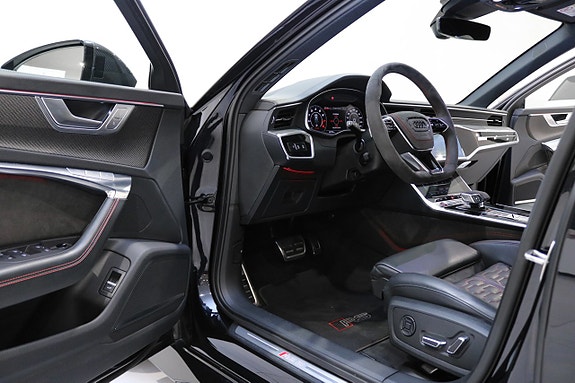 Audi RS6 2 of 30