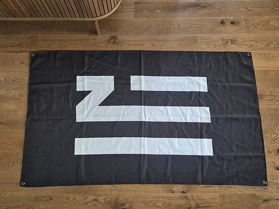 Product image 1 of 5