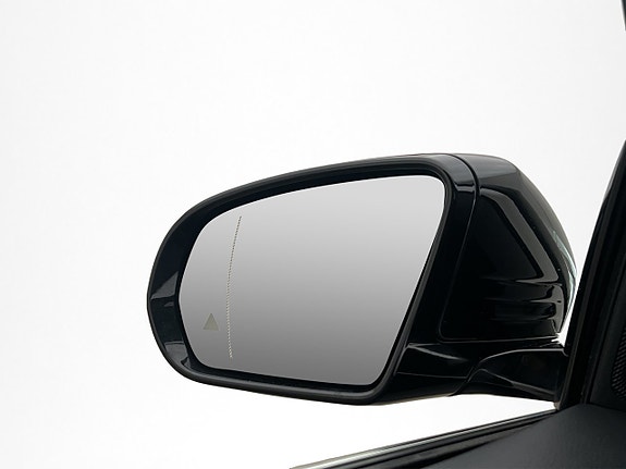Mercedes-Benz E220 10 of 29