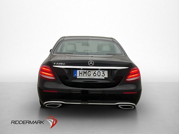 Mercedes-Benz E220 6 of 29