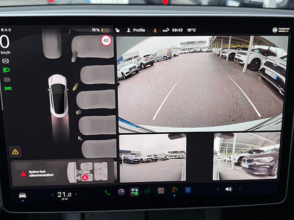 Tesla Model 3 19 of 20