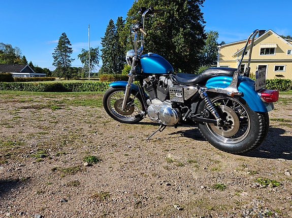 Harley-Davidson XLH 883 2 of 3
