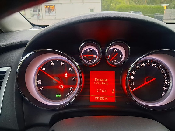 Opel Astra 8 of 18