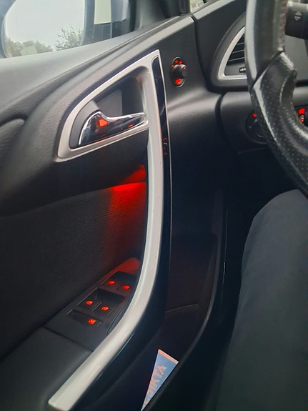 Opel Astra 13 of 18