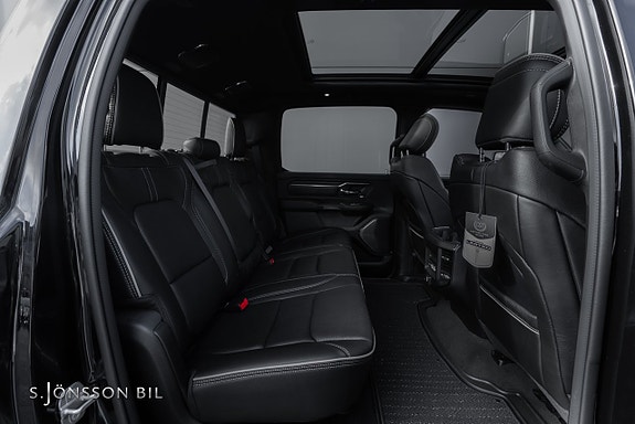Dodge RAM 1500 16 of 27