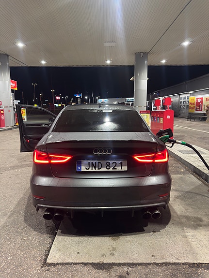 Audi S3 3 of 18