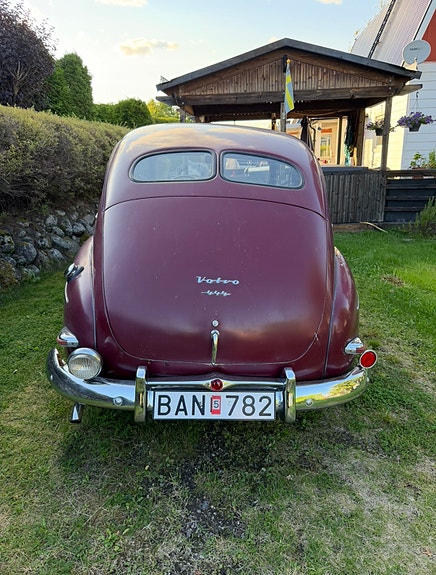 Volvo PV 3 of 10