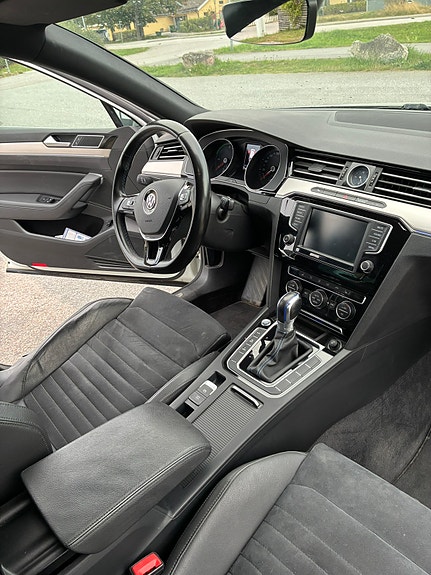 Volkswagen Passat 8 of 8