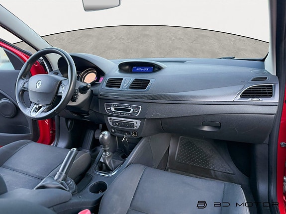 Renault Megane 11 of 15