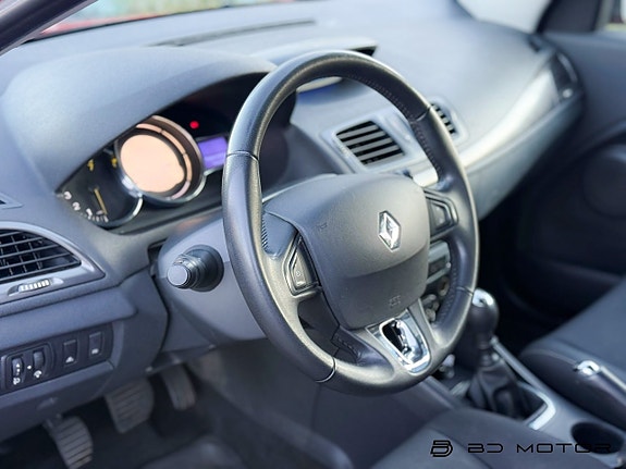Renault Megane 10 of 15