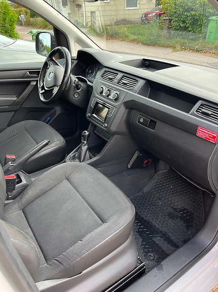 Volkswagen Caddy Maxi 8 of 14