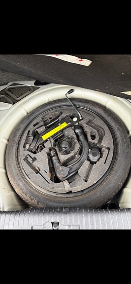 Volkswagen Golf V 9 of 9