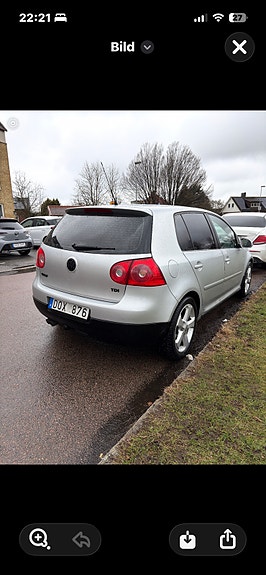 Volkswagen Golf V 5 of 9