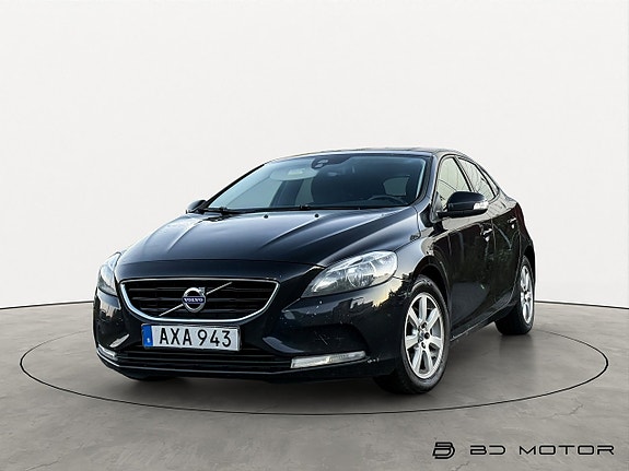 Volvo V40 6 of 15