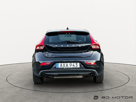 Volvo V40 5 of 15