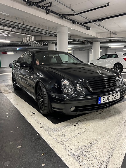 Mercedes-Benz CLK430 5 of 5