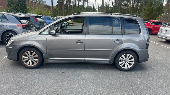Volkswagen Touran 13 of 15