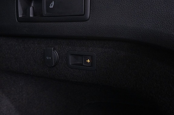 Volkswagen Passat 9 of 29