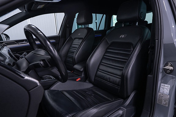 Volkswagen Passat 12 of 29