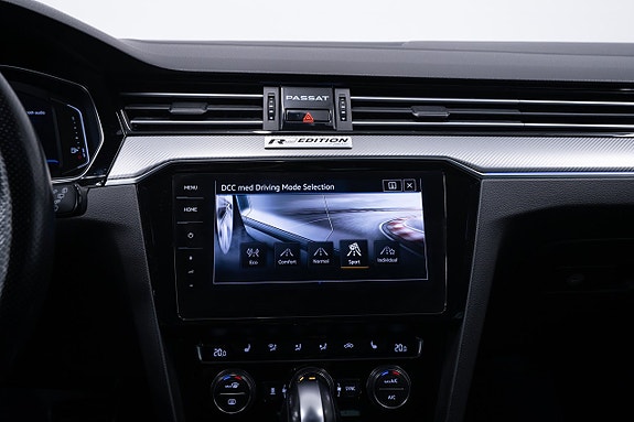 Volkswagen Passat 24 of 29