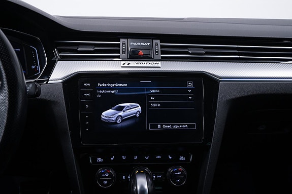 Volkswagen Passat 27 of 29