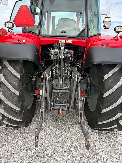 Massey Ferguson 7718 Dyna-6 4 of 6