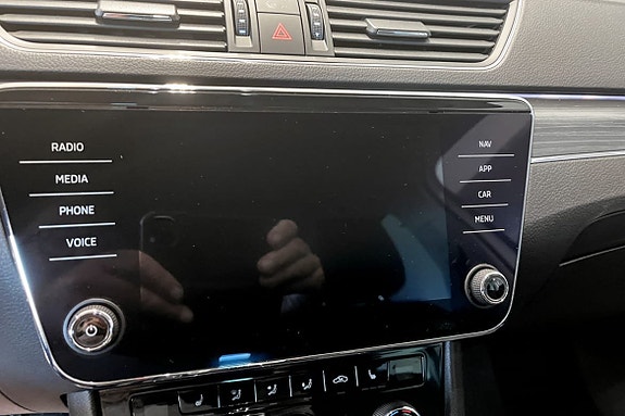 Skoda Superb 6 of 9