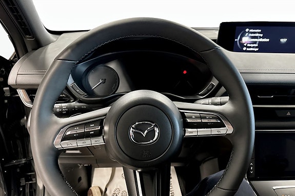 Mazda MX-30 7 of 9