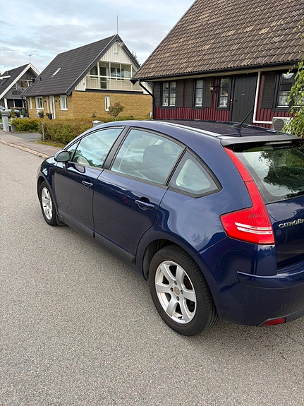 Citroen C4 4 of 7
