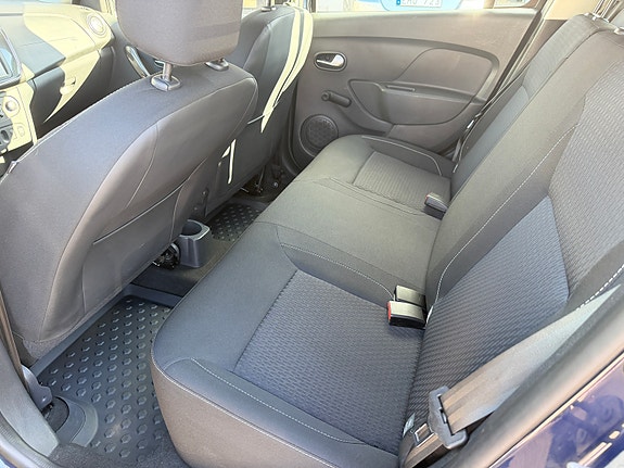Dacia Logan 25 of 30