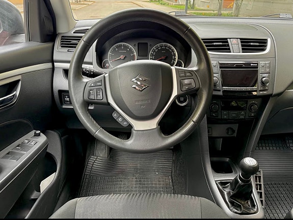 Suzuki Swift 11 of 17