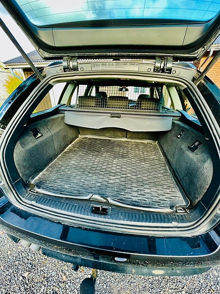 BMW 523i 6 of 9