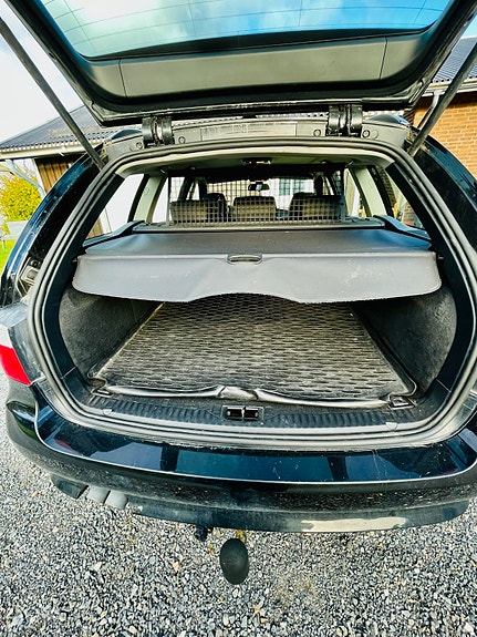 BMW 523i 5 of 9