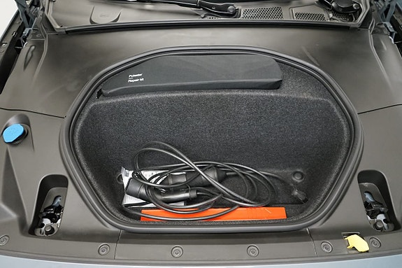 Polestar 2 9 of 18