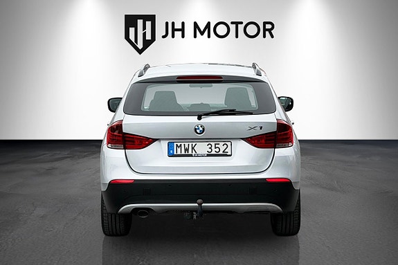 BMW X1 5 of 17