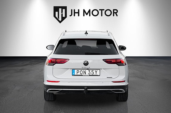 Volkswagen Golf Alltrack 5 of 20
