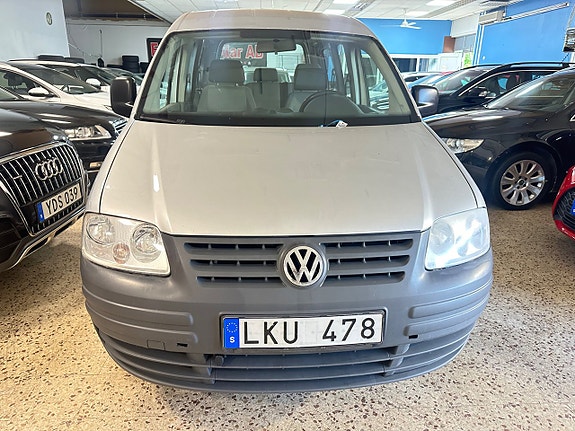 Volkswagen Caddy 2 of 10