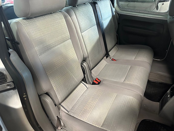 Volkswagen Caddy 8 of 10