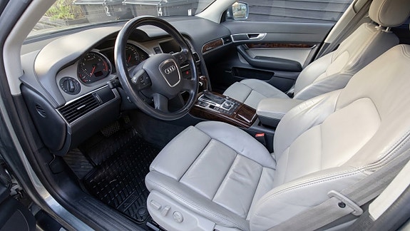 Audi A6 allroad 2 of 2