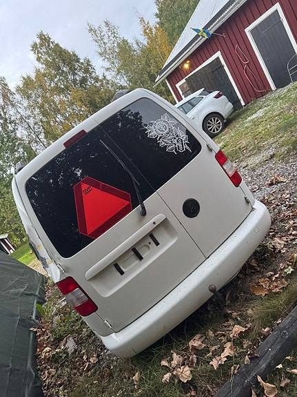 Volkswagen Caddy 4 of 8