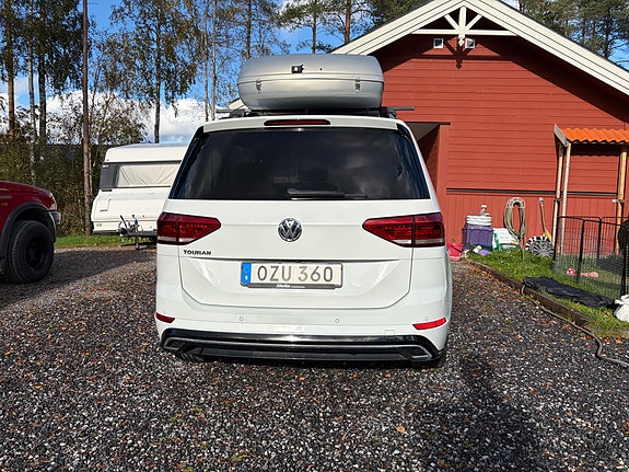 Volkswagen Touran 4 of 10