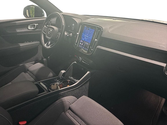 Volvo C40 4 of 14