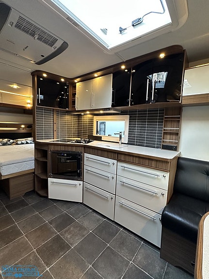 Polar 590 CTH Customized AC Tält 10 of 19