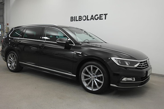 Volkswagen Passat 2 of 21