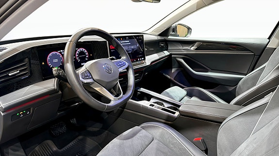 Volkswagen Passat 7 of 22
