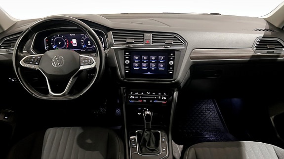 Volkswagen Tiguan Allspace 10 of 24