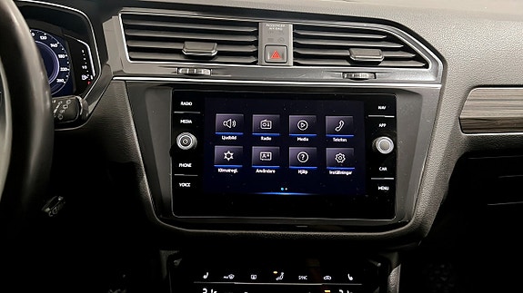 Volkswagen Tiguan Allspace 9 of 24