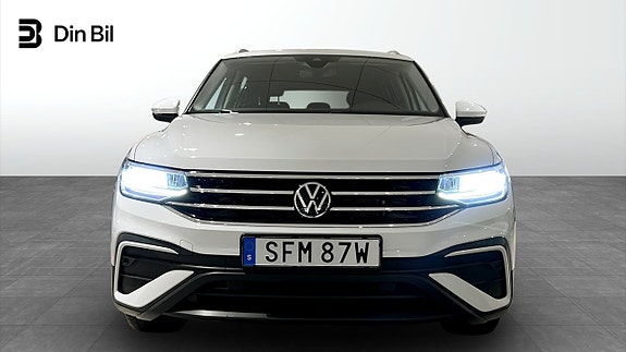Volkswagen Tiguan Allspace 4 of 24