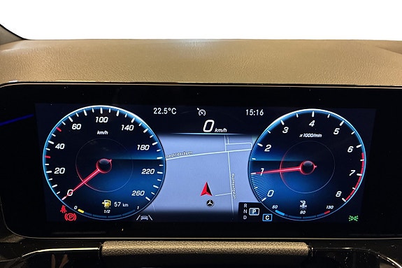 Mercedes-Benz GLA200 22 of 23