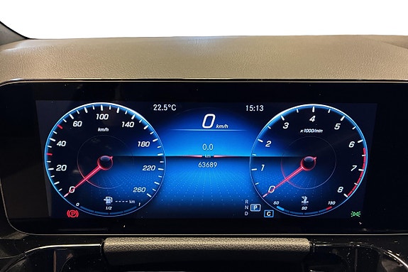 Mercedes-Benz GLA200 12 of 23